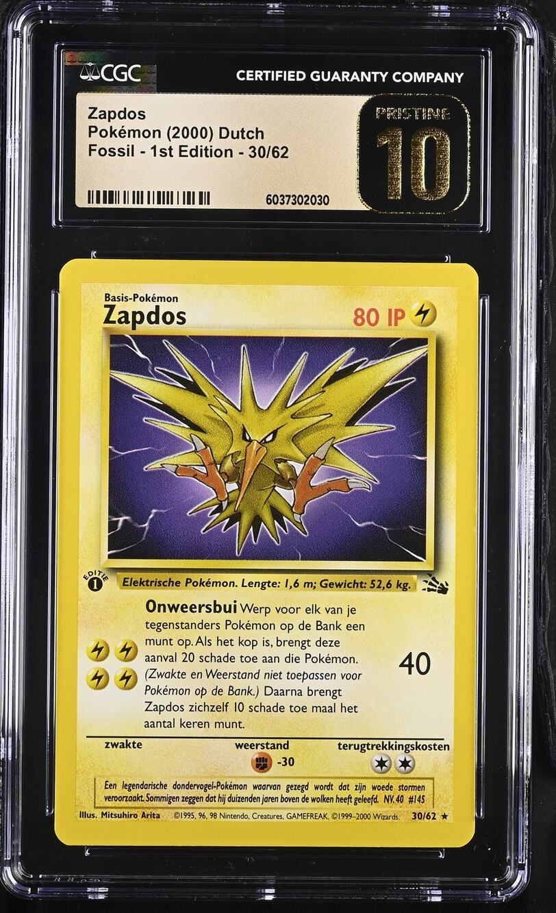 CGC 10 PRISTINE Zapdos 1st Edition 30/62 Pokémon 2000 Dutch Fossil (PSA/BGS)